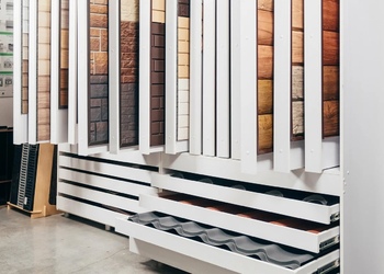 Шоурум компании СтройМаркет Ермолино 7